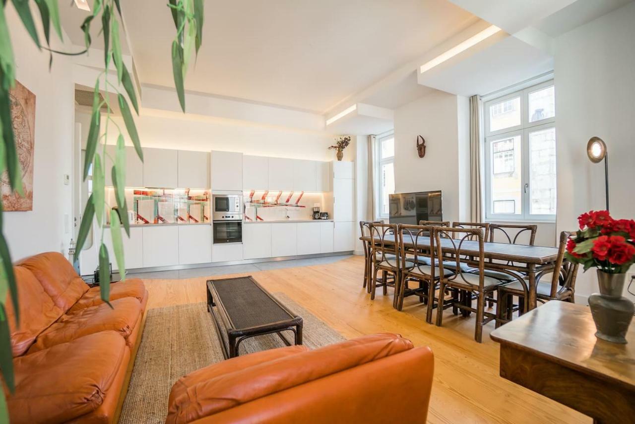 Spacious & Bright In Cais Sodre Apartment *