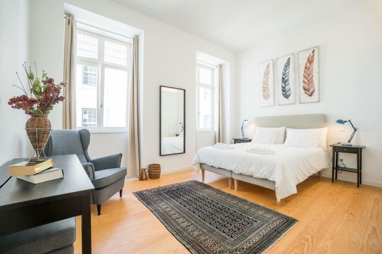 Spacious & Bright In Cais Sodre * Lissabon