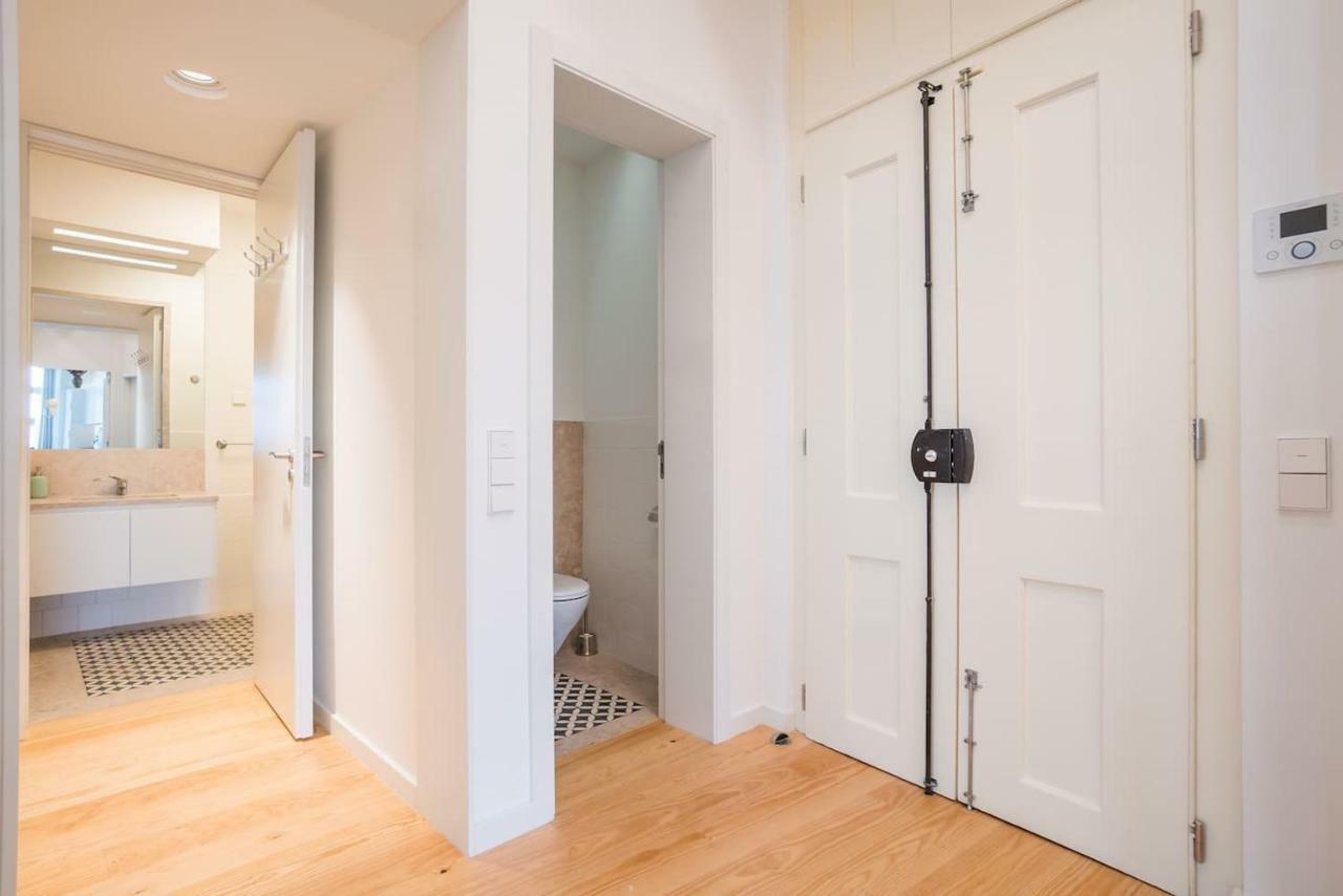 Apartment Spacious & Bright In Cais Sodre *