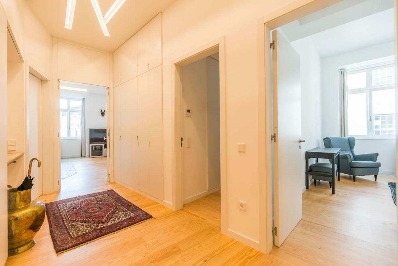 Spacious & Bright In Cais Sodre * Lissabon